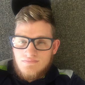 Meet your Posher, Hunter